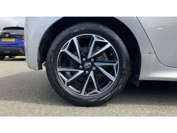 Toyota Yaris 1.5 Hybrid Design 5dr CVT Hybrid Hatchback