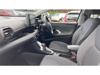 Toyota Yaris 1.5 Hybrid Design 5dr CVT Hybrid Hatchback