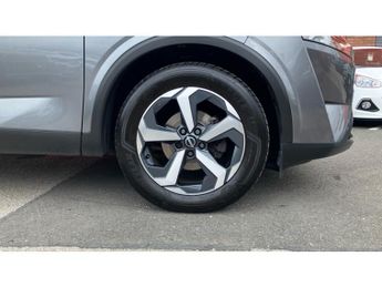 Nissan Qashqai 1.3 DiG-T MH 158 N-Connecta 5dr Xtronic Petrol Hatchback