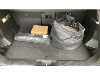 Toyota Urbancruiser 128kW Design 61kWh 5dr Auto Electric Estate