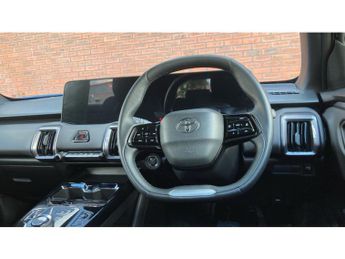 Toyota Urbancruiser 128kW Design 61kWh 5dr Auto Electric Estate
