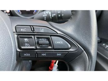 Toyota Yaris 1.5 Hybrid Design 5dr CVT Hybrid Hatchback