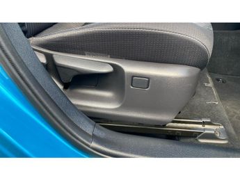 Toyota Prius 1.8 VVTi Plug-in Business Edition Plus 5dr CVT Hatchback