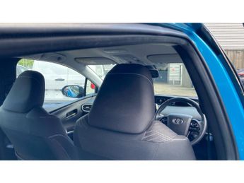 Toyota Prius 1.8 VVTi Plug-in Business Edition Plus 5dr CVT Hatchback