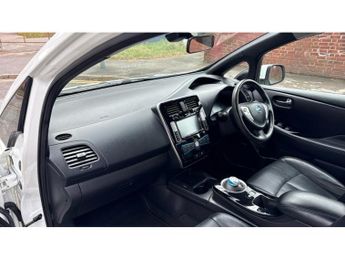 Nissan LEAF 80kW Tekna 30kWh 5dr Auto Electric Hatchback