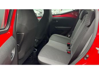Toyota Aygo 1.0 VVT-i X-Play 5dr x-shift Petrol Hatchback