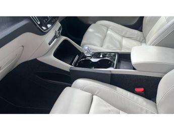 Volvo XC40 1.5 T5 Recharge PHEV Ultimate Dark 5dr Auto Estate