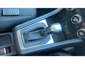 Renault Captur 1.6 E-TECH Hybrid 145 Iconic Edition 5dr Auto Hybrid Hatchback