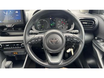 Toyota Yaris 1.5 Hybrid Icon 5dr CVT Hybrid Hatchback