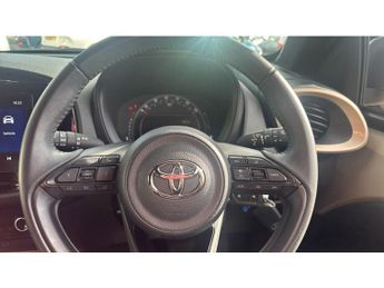 Toyota Aygo X 1.0 VVT-i Edge 5dr Auto Petrol Hatchback