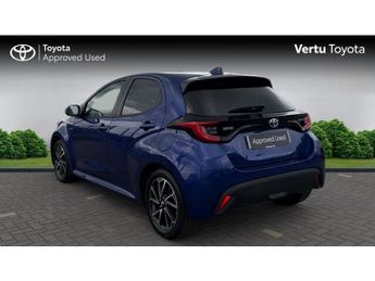 Toyota Yaris 1.5 Hybrid Design 5dr CVT Hybrid Hatchback