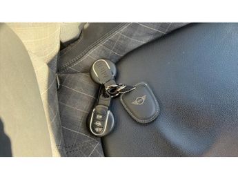 MINI Hatchback 1.5 Cooper II 5dr Auto Petrol Hatchback