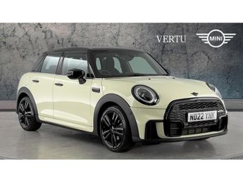 MINI Hatch 1.5 Cooper Sport 5dr Auto [Comfort/Nav Pack] Petrol Hatchback