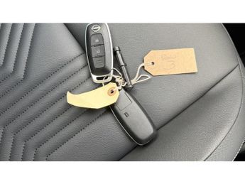 Nissan Juke 1.6 Hybrid Tekna 5dr Auto Hybrid Hatchback