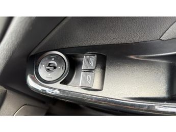 Ford Fiesta 1.25 82 Zetec 5dr Petrol Hatchback