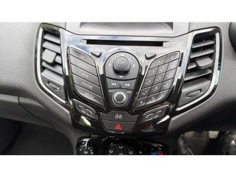 Ford Fiesta 1.25 82 Zetec 5dr Petrol Hatchback