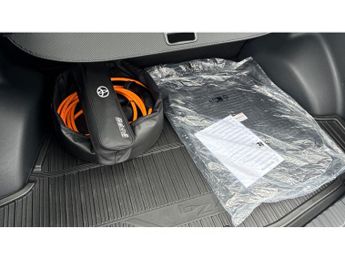Toyota bZ4X 165kW Design 73kWh 5dr Auto Electric Hatchback