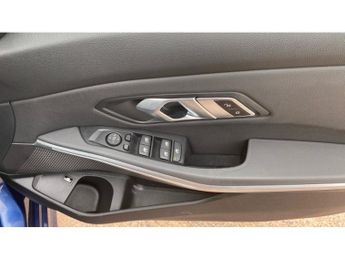 BMW 3 Series 330e SE Pro 4dr Auto Saloon