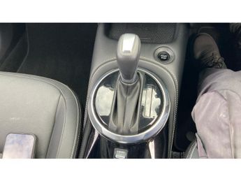 Nissan Juke 1.6 Hybrid Tekna 5dr Auto Hybrid Hatchback