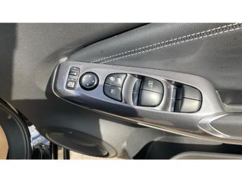 Nissan Juke 1.0 DiG-T 114 N-Connecta 5dr DCT Petrol Hatchback