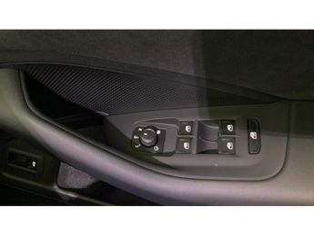 Volkswagen Passat 1.5 eTSI R-Line 5dr DSG Petrol Estate