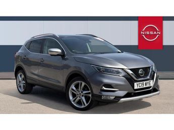 Nissan Qashqai 1.3 DiG-T N-Motion 5dr Petrol Hatchback