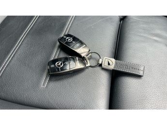 Mercedes-Benz CLA 35 Premium 4Matic 4dr Tip Auto Petrol Saloon