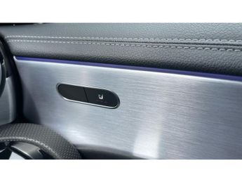 Mercedes-Benz CLA 35 Premium 4Matic 4dr Tip Auto Petrol Saloon