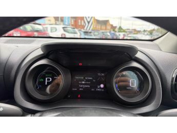 Toyota Yaris 1.5 Hybrid Design 5dr CVT Hybrid Hatchback