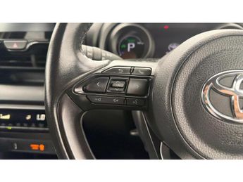 Toyota Yaris 1.5 Hybrid Design 5dr CVT Hybrid Hatchback