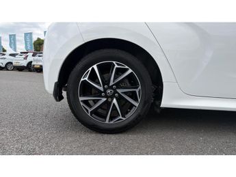 Toyota Yaris 1.5 Hybrid Design 5dr CVT Hybrid Hatchback