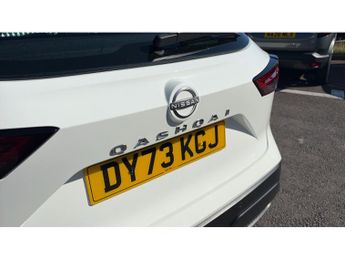 Nissan Qashqai 1.3 DiG-T MH 158 Acenta Premium 5dr Xtronic Petrol Hatchback