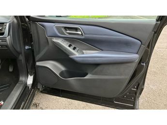 Nissan Qashqai 1.3 DiG-T MH 158 Tekna 5dr Xtronic Petrol Hatchback