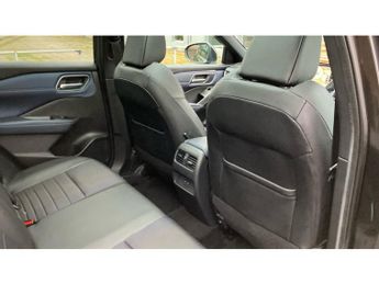 Nissan Qashqai 1.3 DiG-T MH 158 Tekna 5dr Xtronic Petrol Hatchback