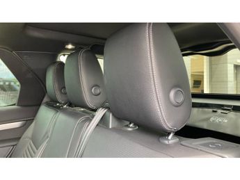 Land Rover Discovery 3.0 D300 R-Dynamic SE 5dr Auto Diesel Station Wagon