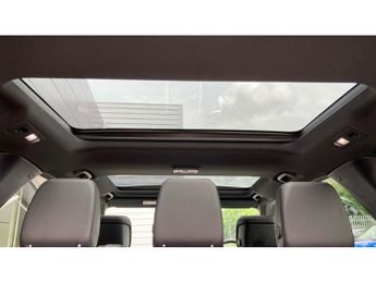 Land Rover Discovery 3.0 D300 R-Dynamic SE 5dr Auto Diesel Station Wagon