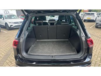 Volkswagen Tiguan 2.0 TDi 150 R-Line 5dr DSG Diesel Estate