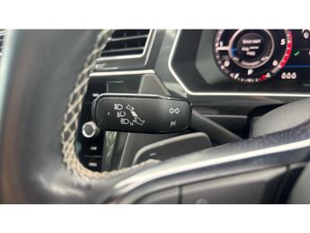 Volkswagen Tiguan 2.0 TDi 150 R-Line 5dr DSG Diesel Estate