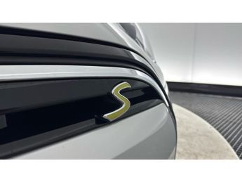 MINI Hatchback 135kW Cooper S Level 3 33kWh 3dr Auto Electric Hatchback