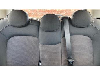 MINI Hatchback 1.5 Cooper Classic 5dr Auto Petrol Hatchback