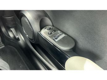MINI Hatchback 135kW Cooper S Level 3 33kWh 3dr Auto Electric Hatchback