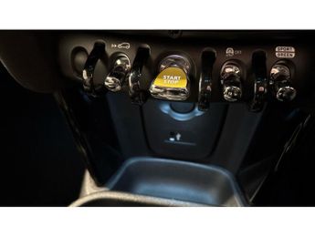 MINI Hatchback 135kW Cooper S Level 2 33kWh 3dr Auto Electric Hatchback