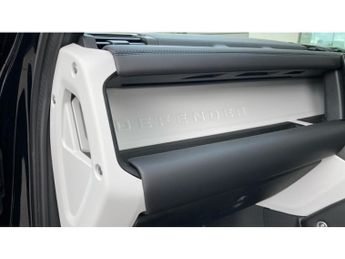 Land Rover Defender 3.0 D250 X-Dynamic HSE 110 5dr Auto Diesel Estate