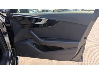 Audi A4 35 TFSI Black Edition 5dr S Tronic Petrol Estate