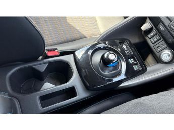 Nissan LEAF 110kW N-Connecta 39kWh 5dr Auto Electric Hatchback
