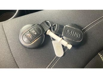 MINI Hatchback 1.5 Cooper Sport II 5dr Auto Petrol Hatchback