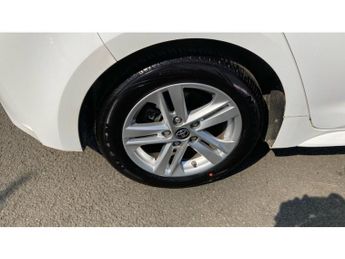 Toyota Corolla 1.8 VVT-i Hybrid Icon 5dr CVT Hybrid Hatchback