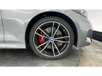 BMW 3 Series 330e M Sport 4dr Step Auto Saloon