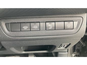 Peugeot 2008 1.2 PureTech 110 Signature 5dr EAT6 Petrol Estate