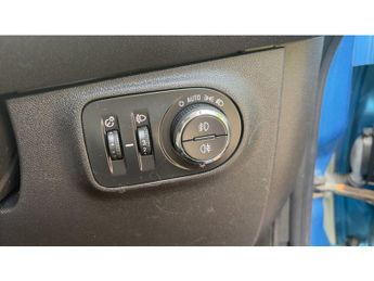 Vauxhall Corsa 1.4 SE Nav 5dr Auto Petrol Hatchback